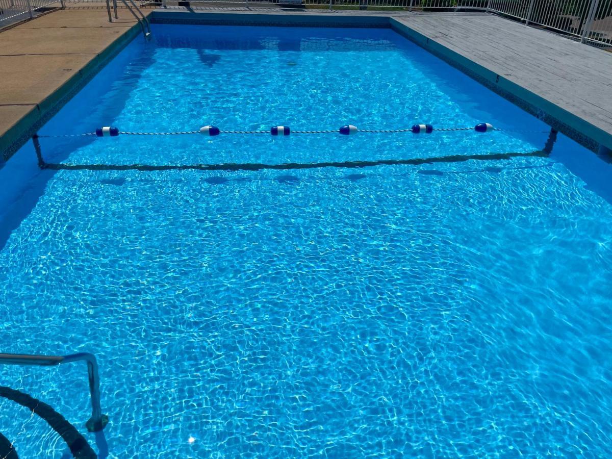 Schmidt'S Creek Hotel شاطئ أوسيدج المظهر الخارجي الصورة